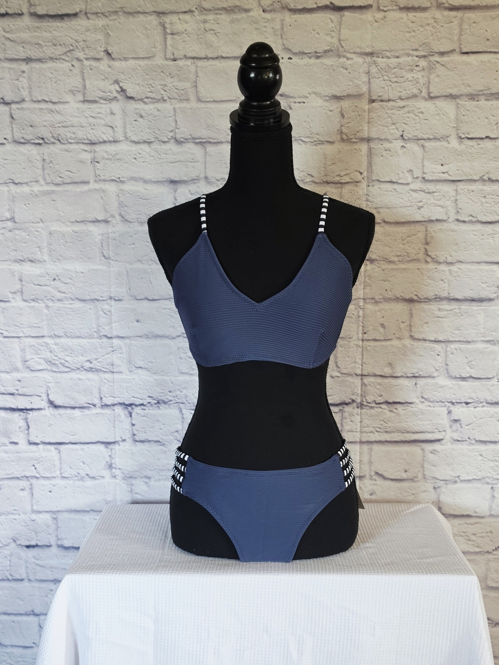NWT Navy Blue Two-Piece Bikini Set with Striped Strap Detail